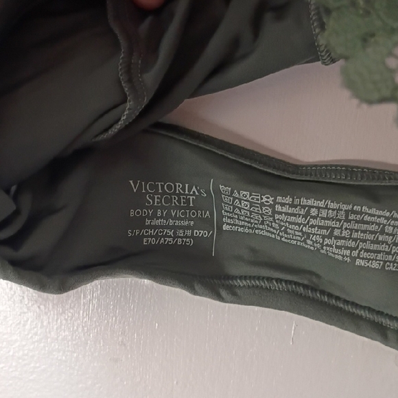 Victoria's Secret Green Bralette size small New with tags - Picture 2 of 4